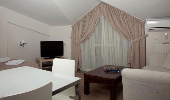 The Y Istanbul Suites Exterior photo